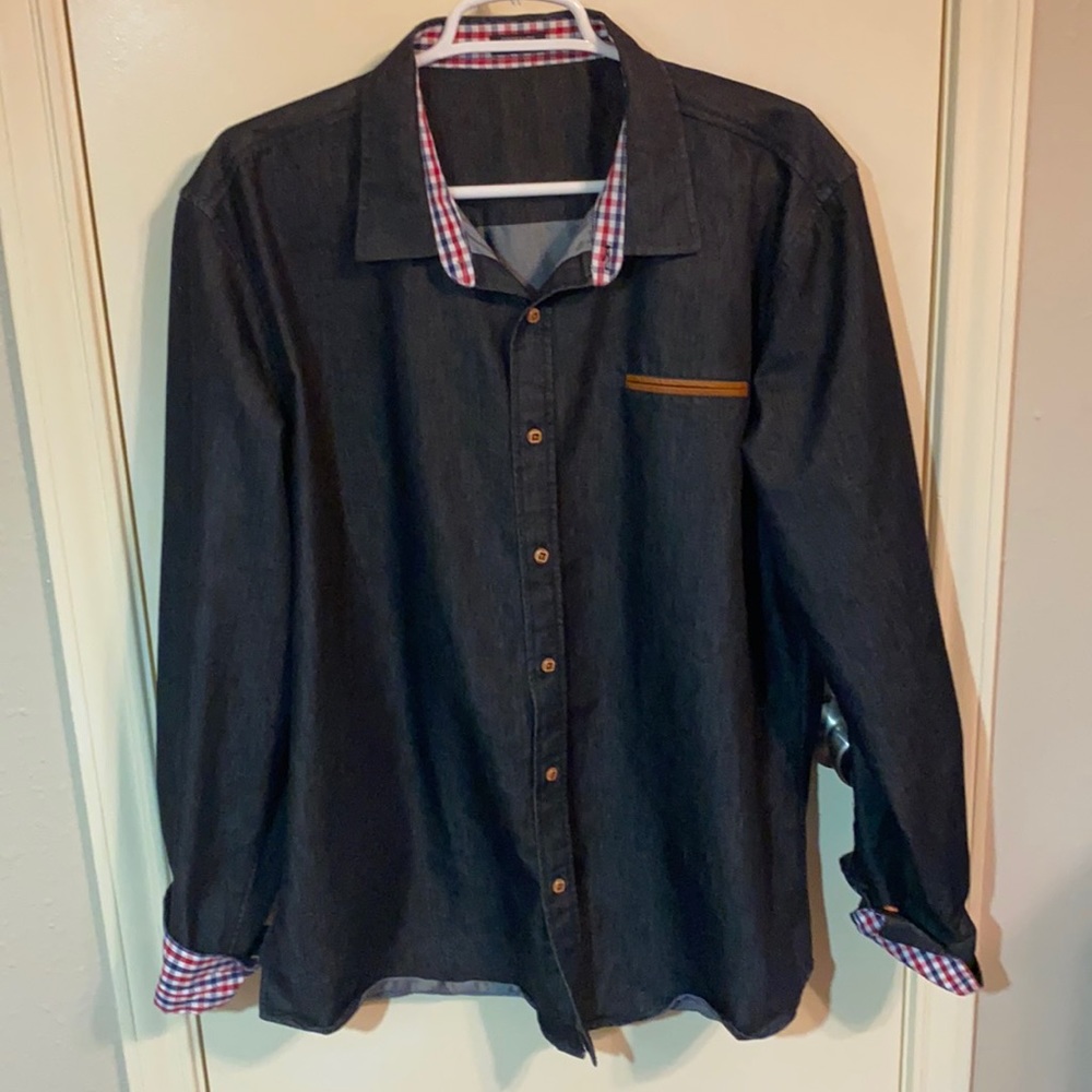 Men’s casual button up